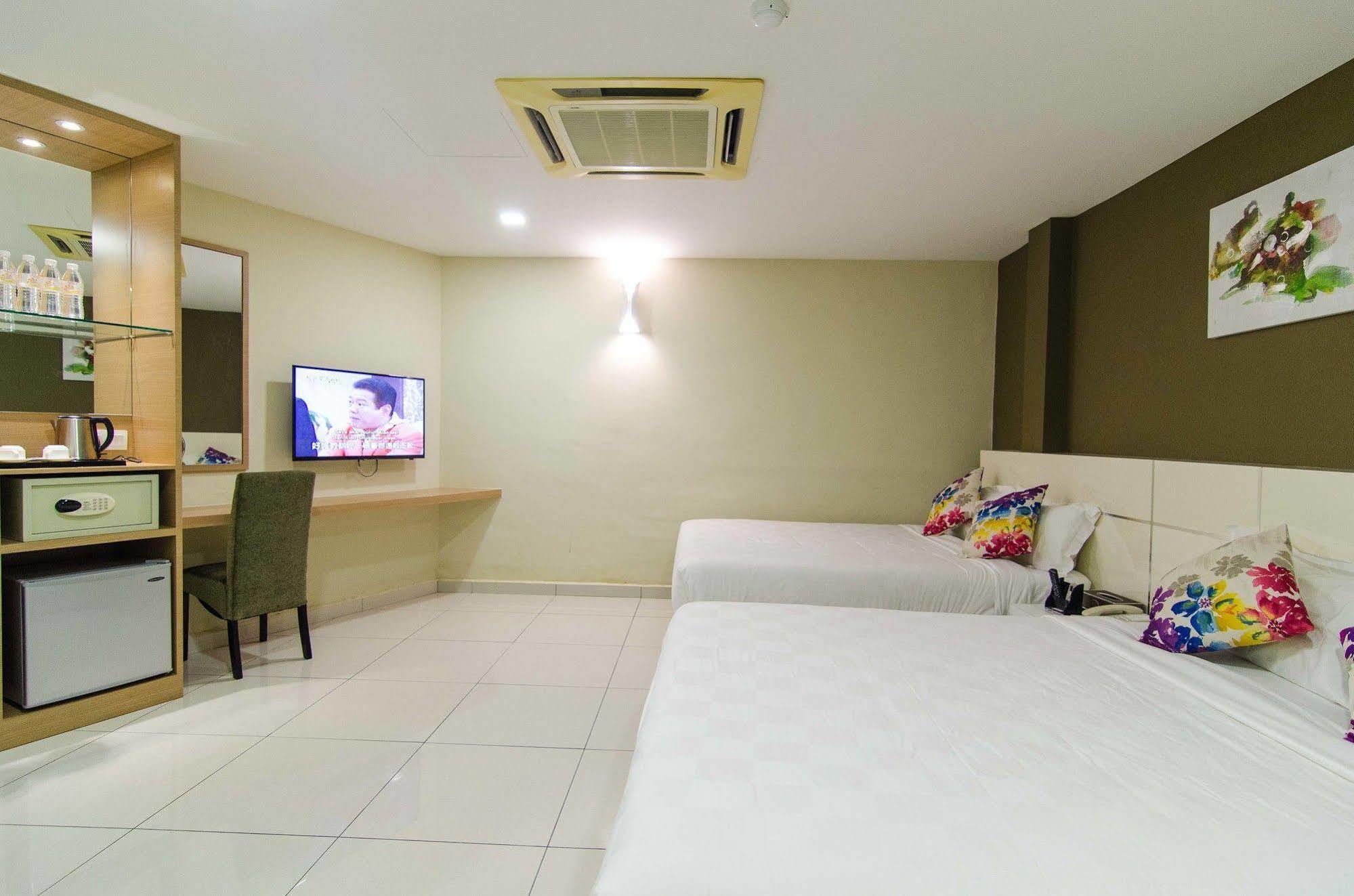 Hotel Mornington Bukit Permata Lumut Zewnętrze zdjęcie