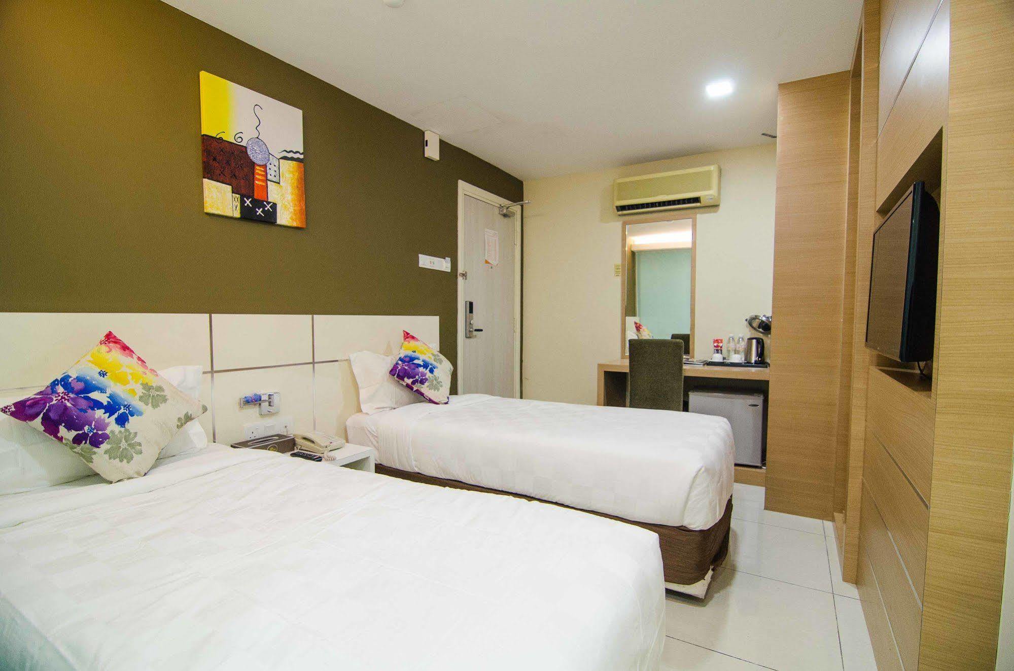 Hotel Mornington Bukit Permata Lumut Zewnętrze zdjęcie