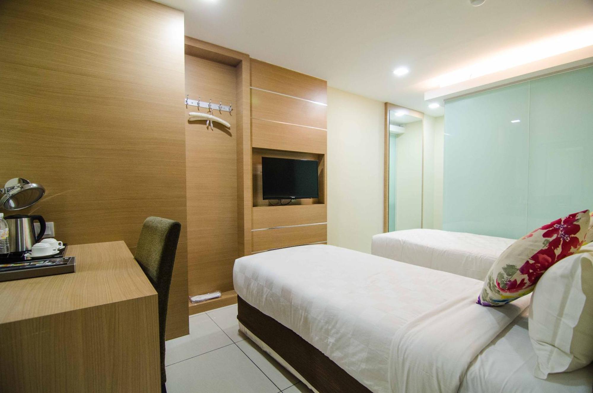 Hotel Mornington Bukit Permata Lumut Zewnętrze zdjęcie